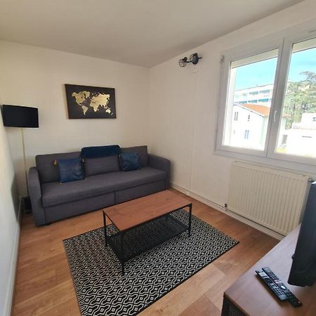 T2 Renove Avec Parking Gratuit Sur Place Daire Valence  Dış mekan fotoğraf