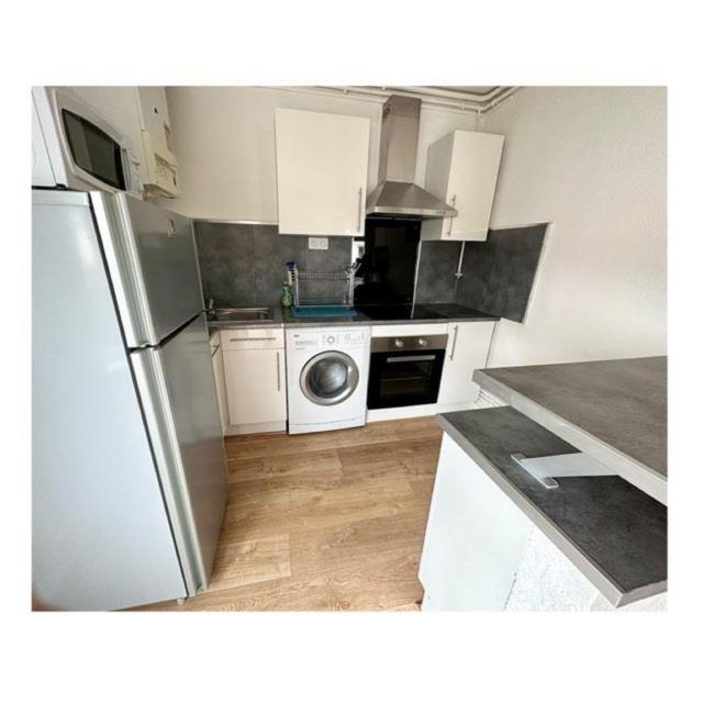 T2 Renove Avec Parking Gratuit Sur Place Daire Valence  Dış mekan fotoğraf